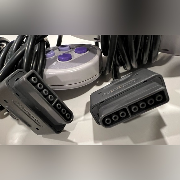 Original 1991 Super Nintendo Bundle Console/Power Cable/Controllers FLAWED - Picture 4 of 12